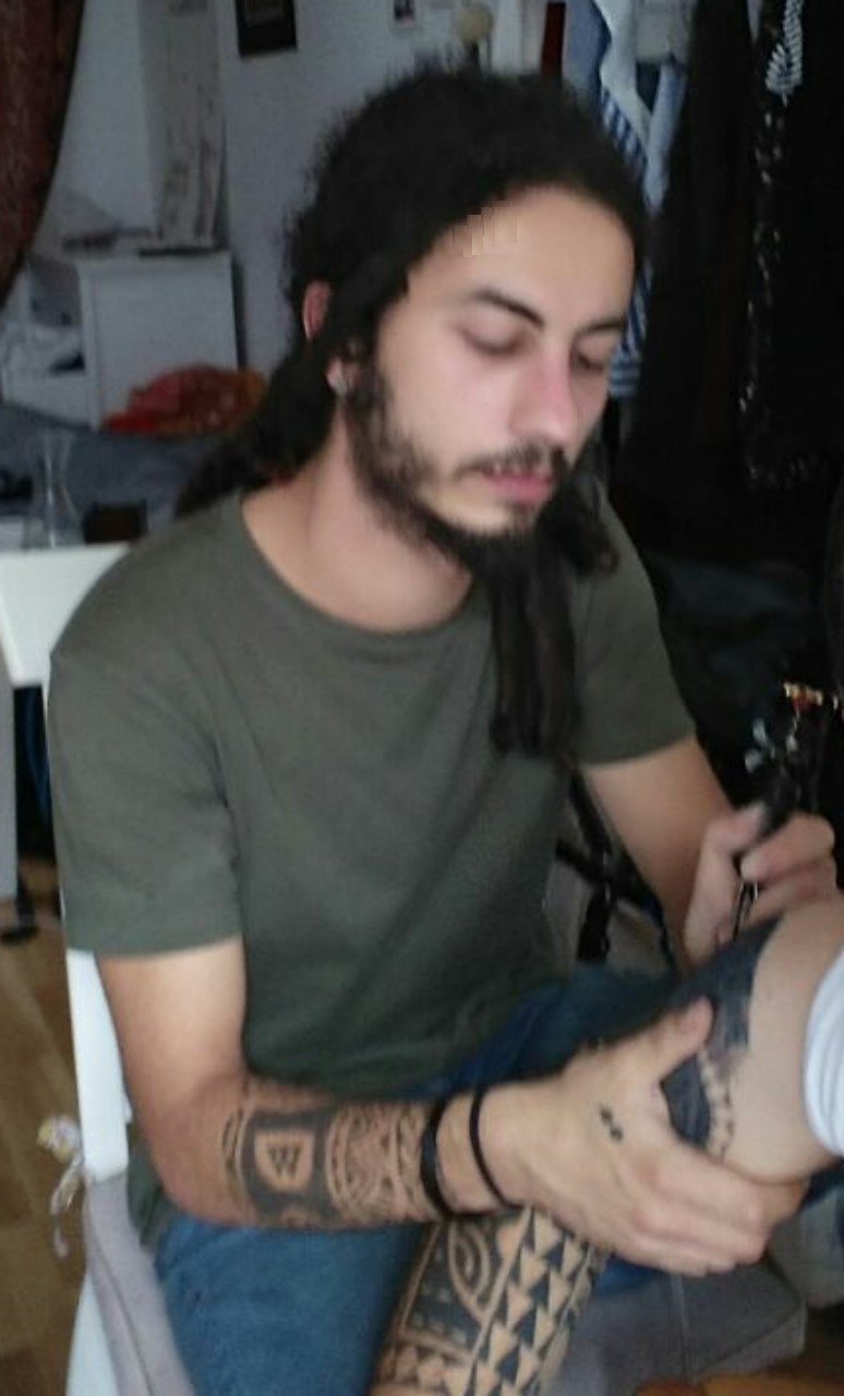 tattooing2